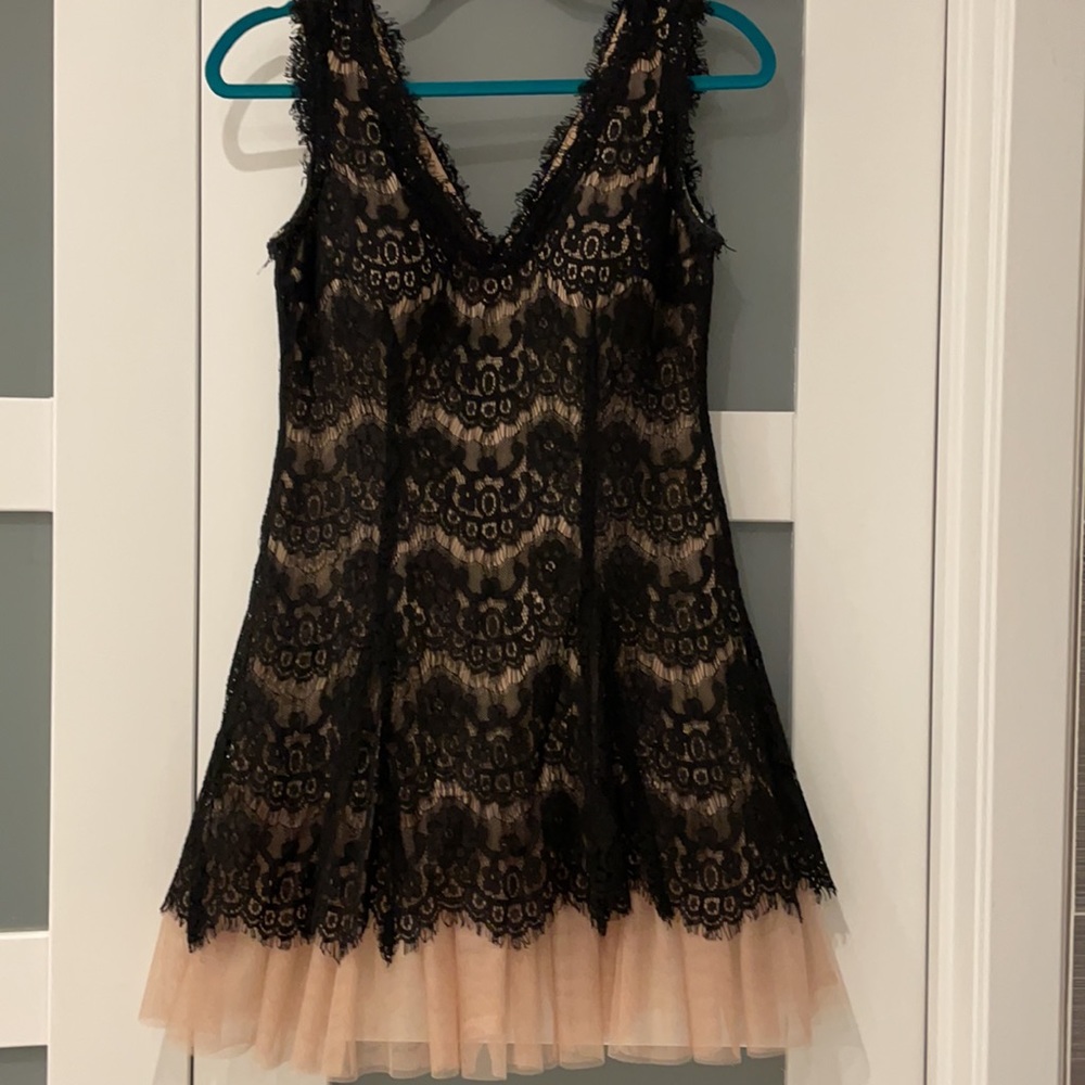 Betsy & Adam Women's Lace-Overlay Tulle A-Line Dress - Picture 7 of 8